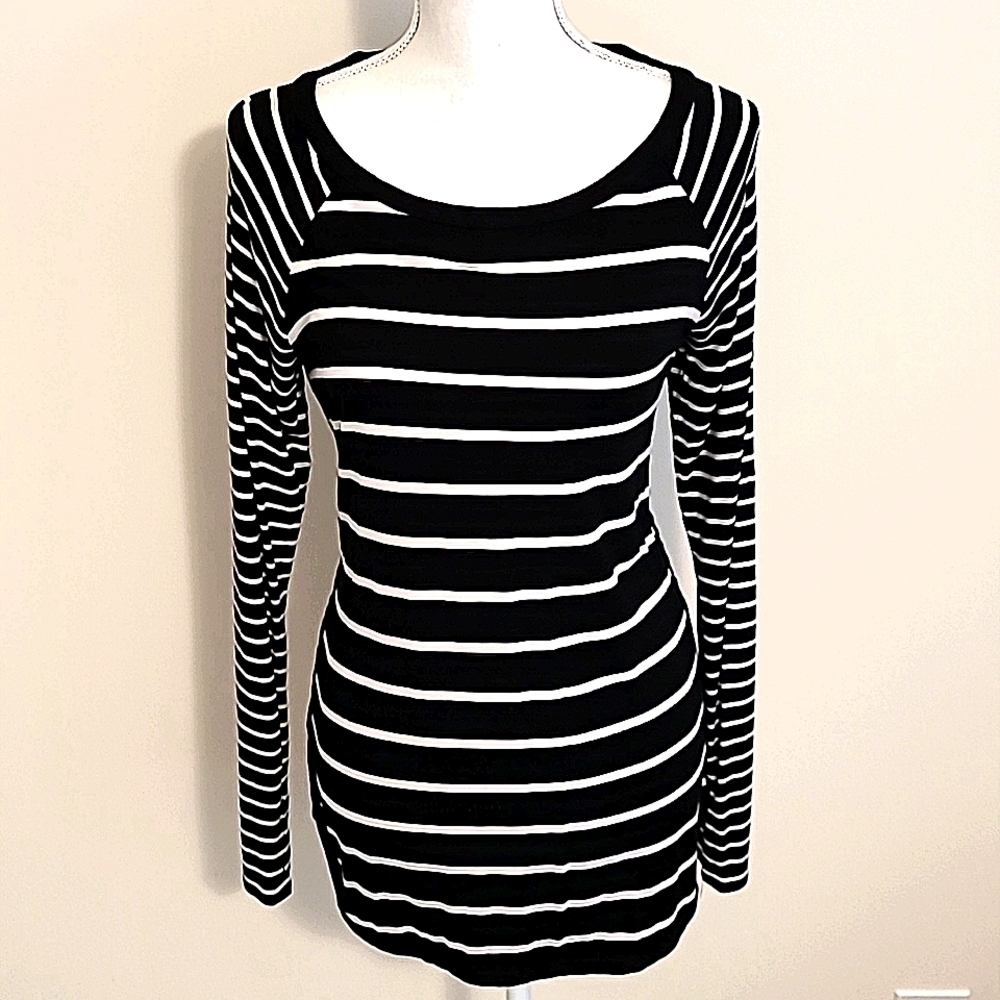 WHBM Top